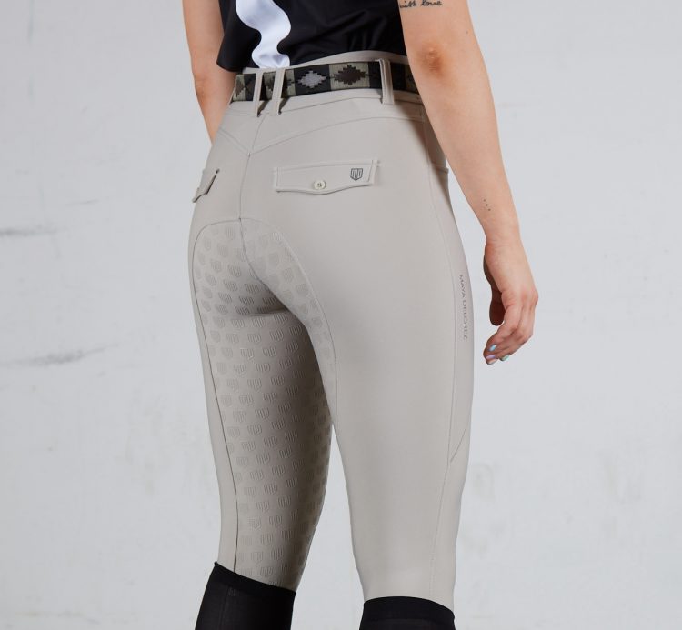 GUIDE  Breeches with full seat, half seat or without any grip